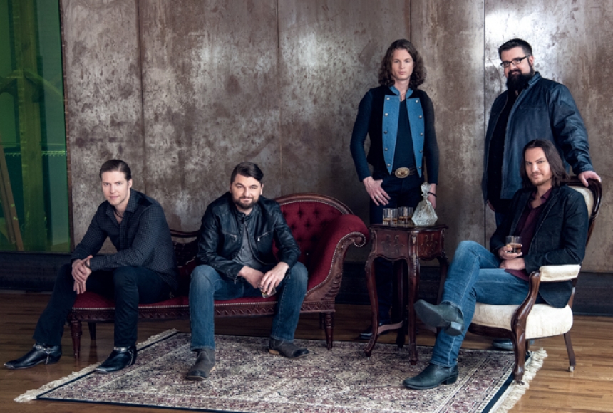 Home_Free:_A_Country_Christmas.jpg Home Free: A Country Christmas image